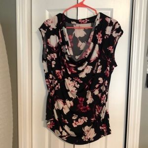 Sleeveless dress shirt